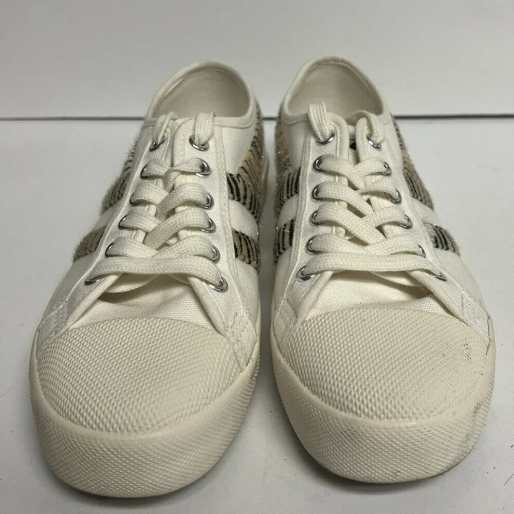 Gola Women's Classic Safari Sneaker Size US7 M EU38
